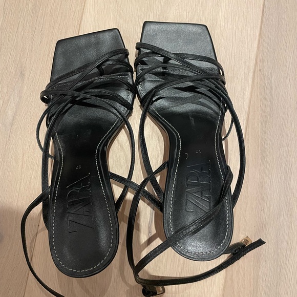 Zara heeled leather square toe sandals- size 37 - Picture 3 of 14